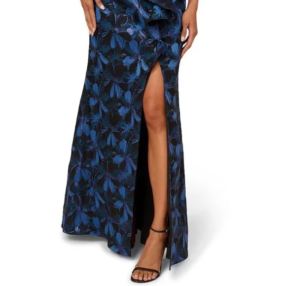 Elegant Blue Floral Off-Shoulder Dress - Picture 4 of 16